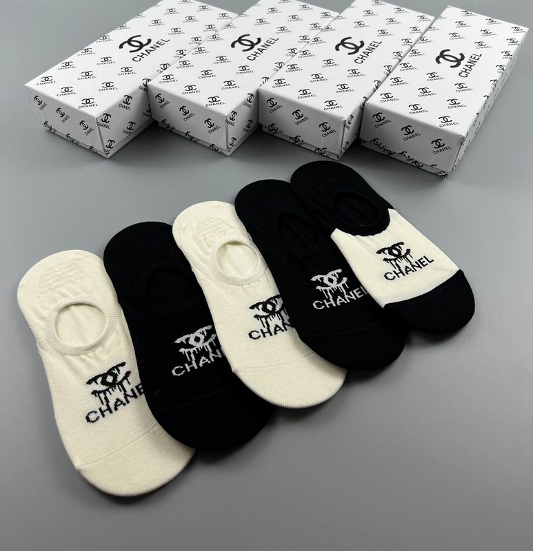Chanel socks  (4)