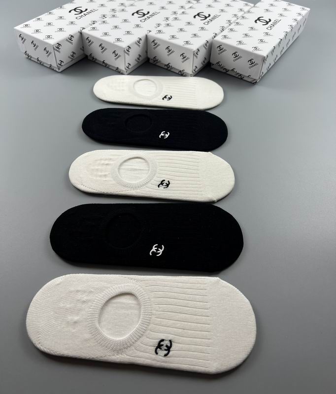 Chanel socks  (4)