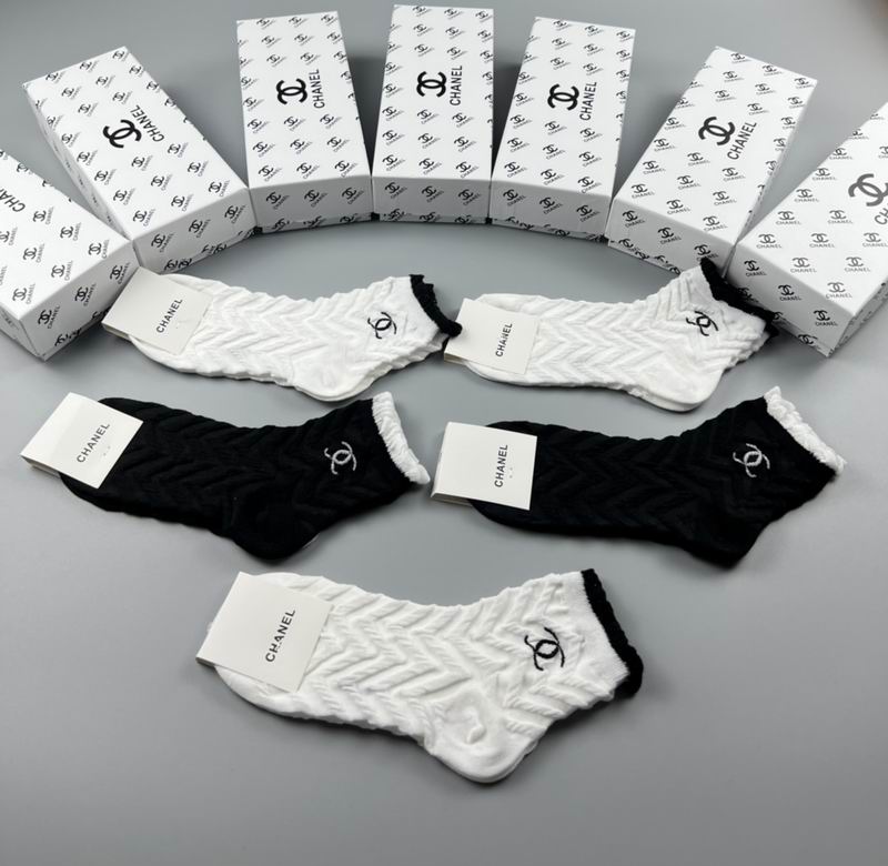 Chanel socks  (8)