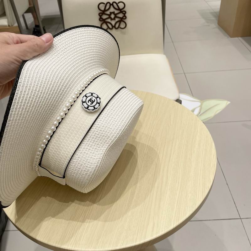 Chanel top hat (358)