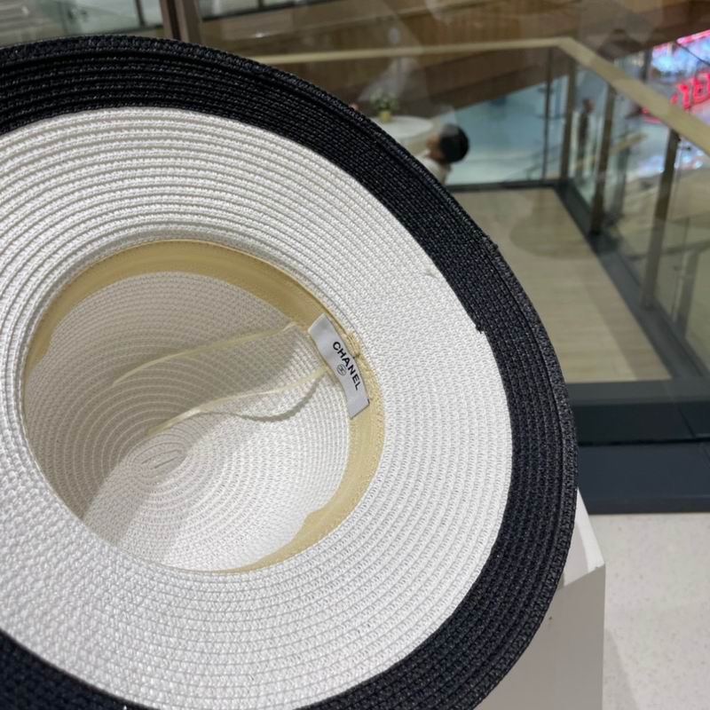 Chanel top hat (374)