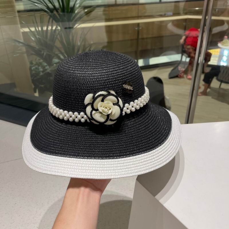 Chanel top hat (384)