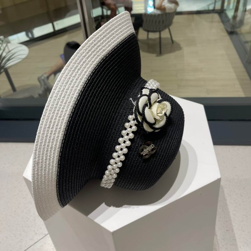 Chanel top hat (385)