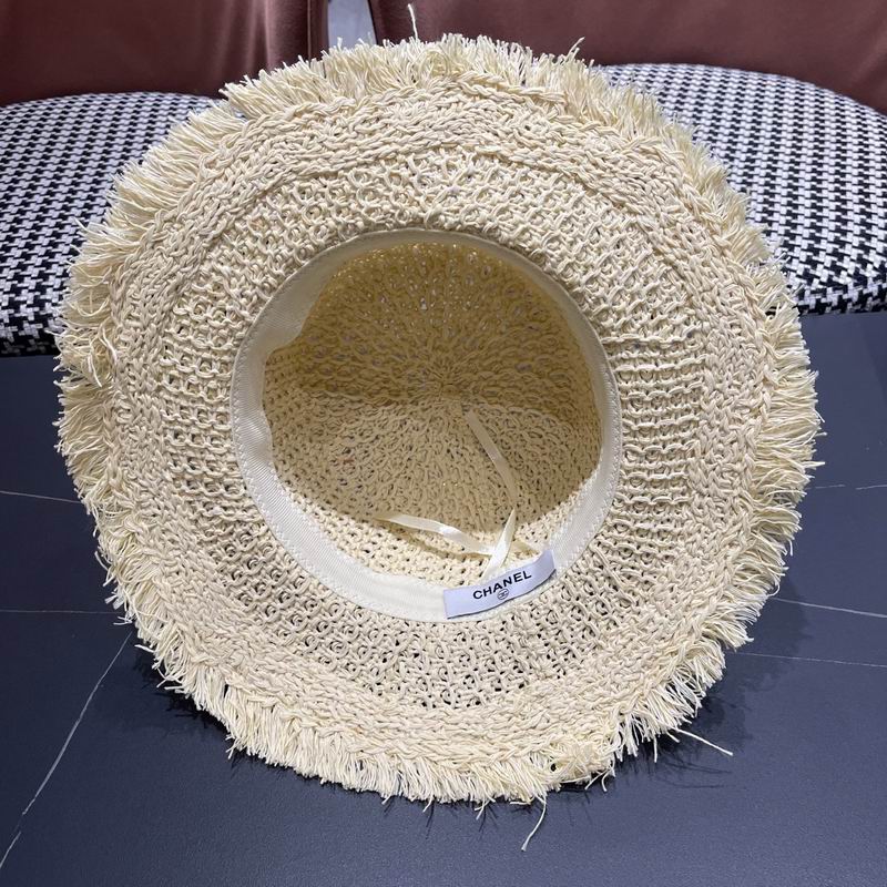 Chanel top hat (401)