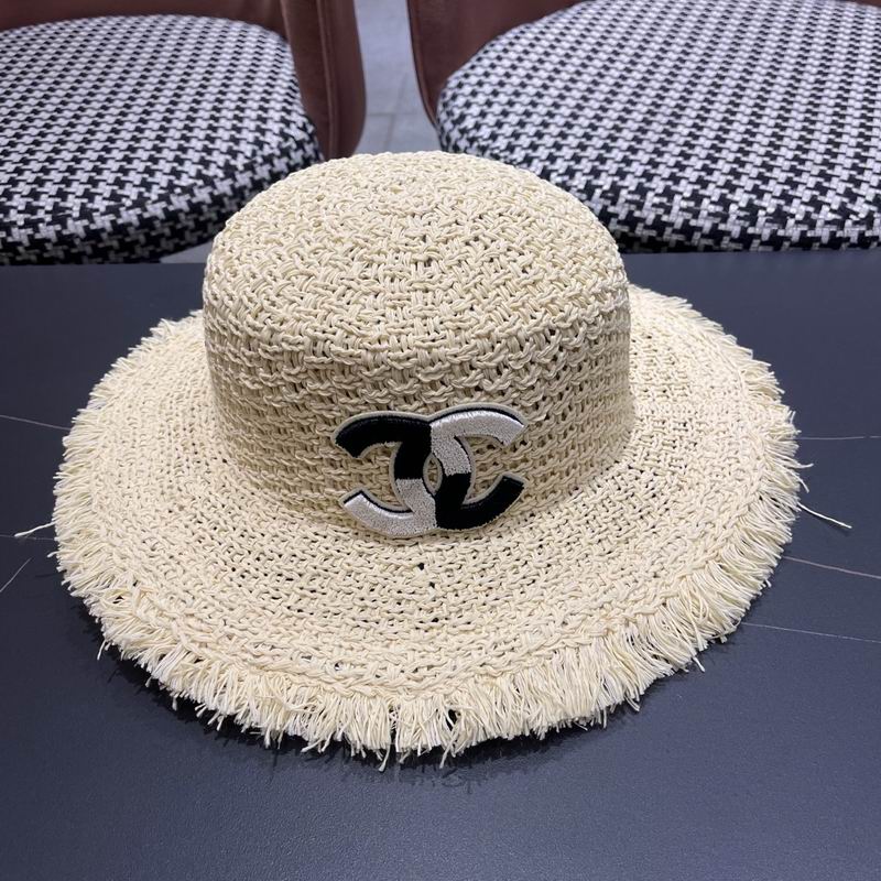 Chanel top hat (410)