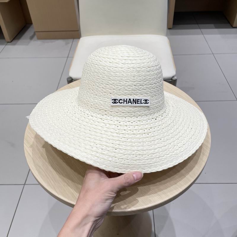 Chanel top hat (505)