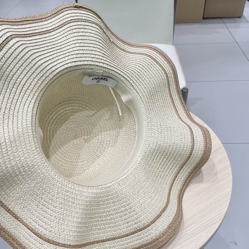 Chanel top hat (593)