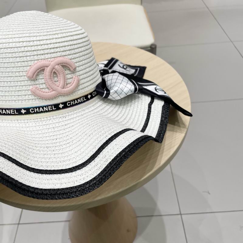 Chanel top hat (606)
