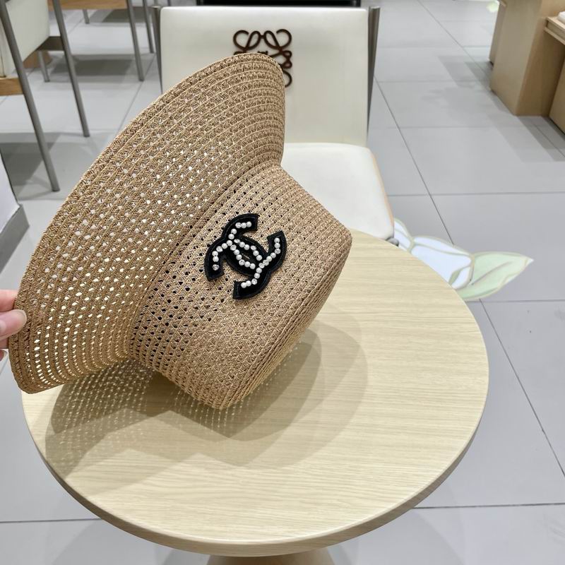 Chanel top hat (615)