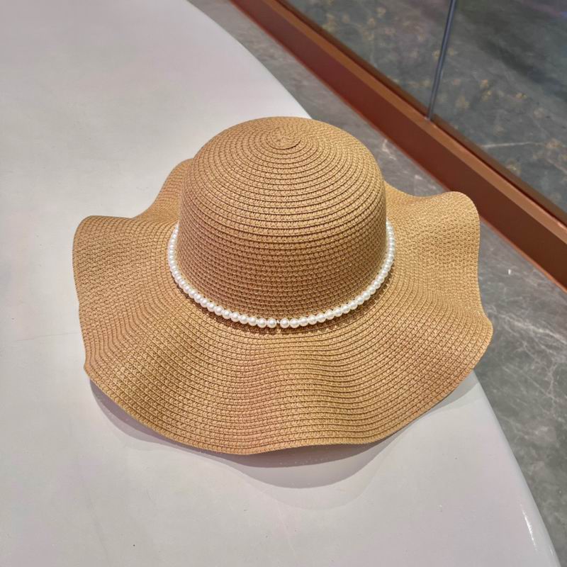 Chanel top hat (717)