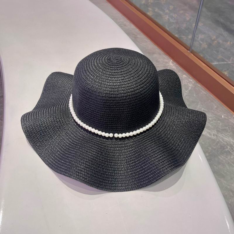 Chanel top hat (726)
