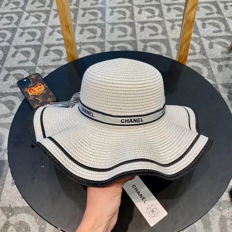 Chanel top hat (826)