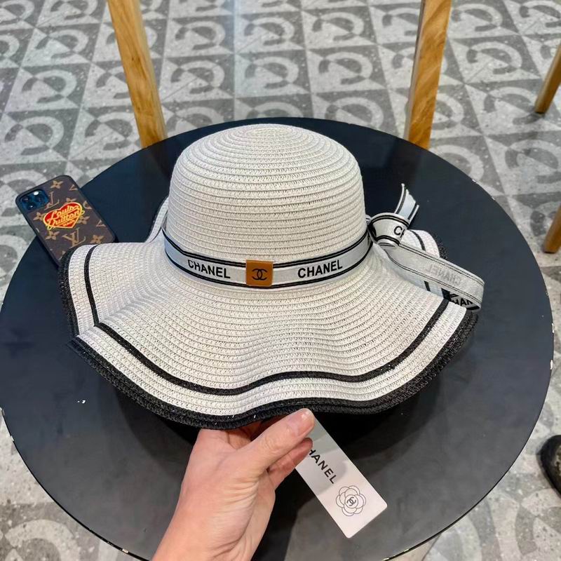 Chanel top hat (828)