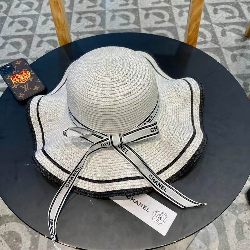 Chanel top hat (829)