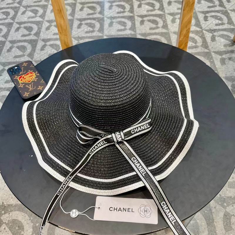 Chanel top hat (837)
