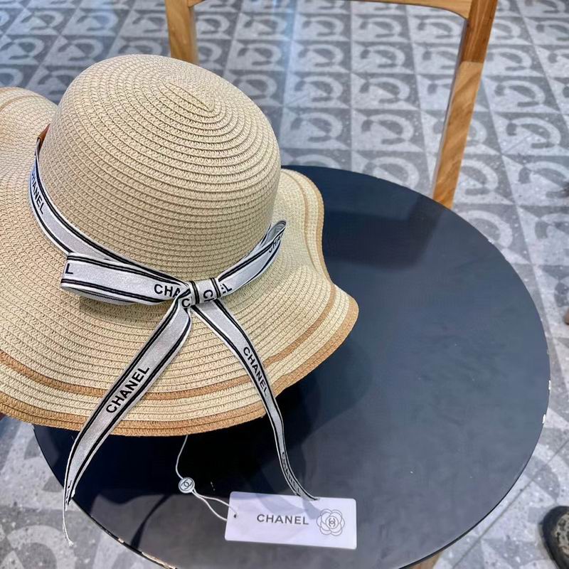 Chanel top hat (841)