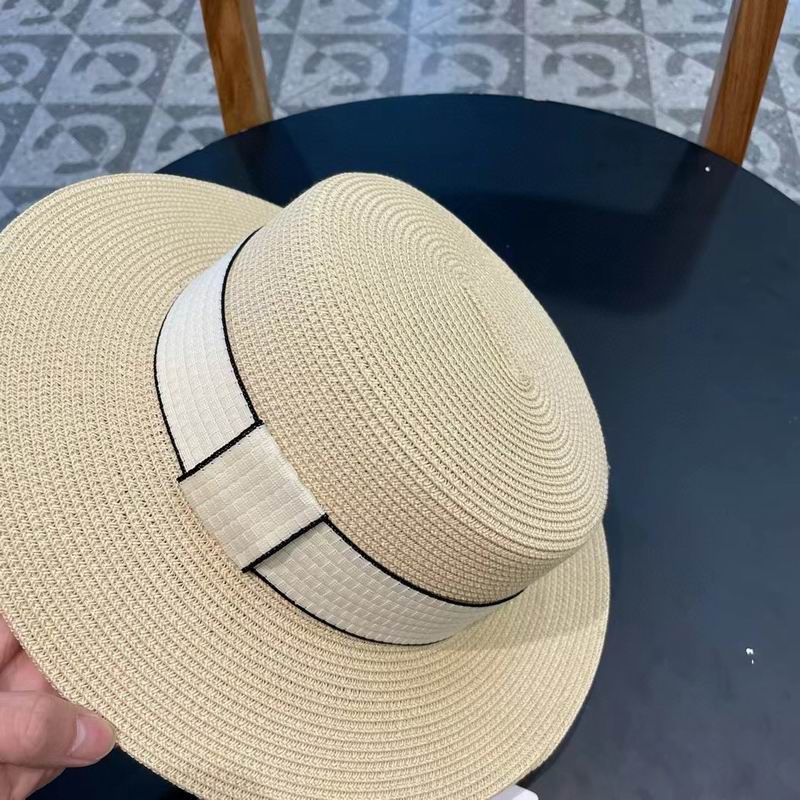 Chanel top hat (867)