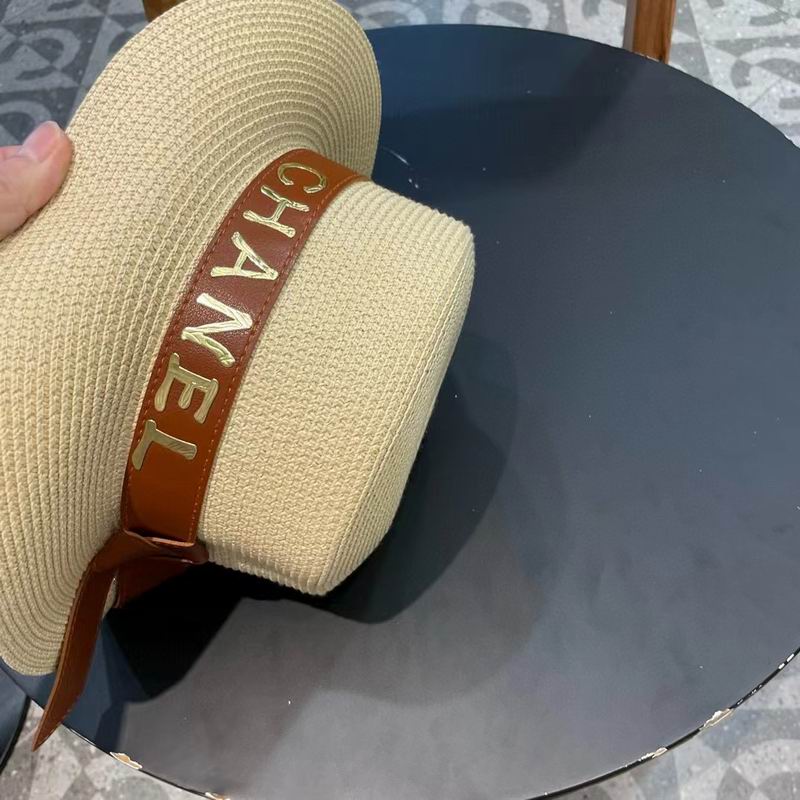 Chanel top hat (895)