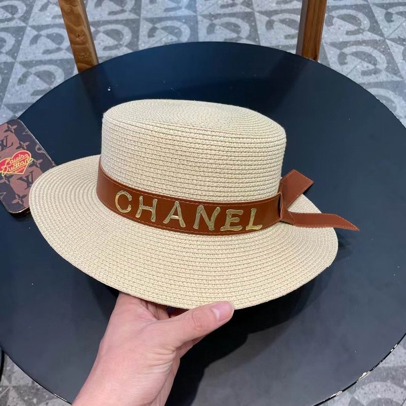 Chanel top hat (900)