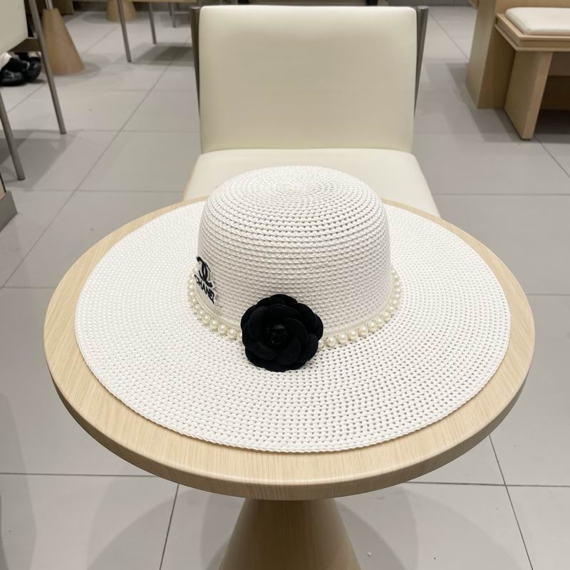 Chanel top hat (952)