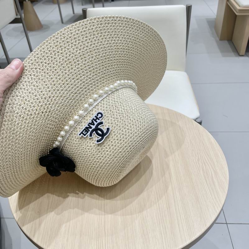 Chanel top hat (956)