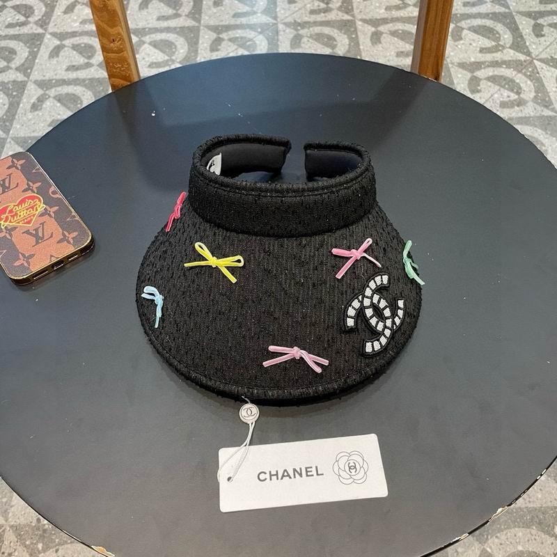 Chanel visor (180)