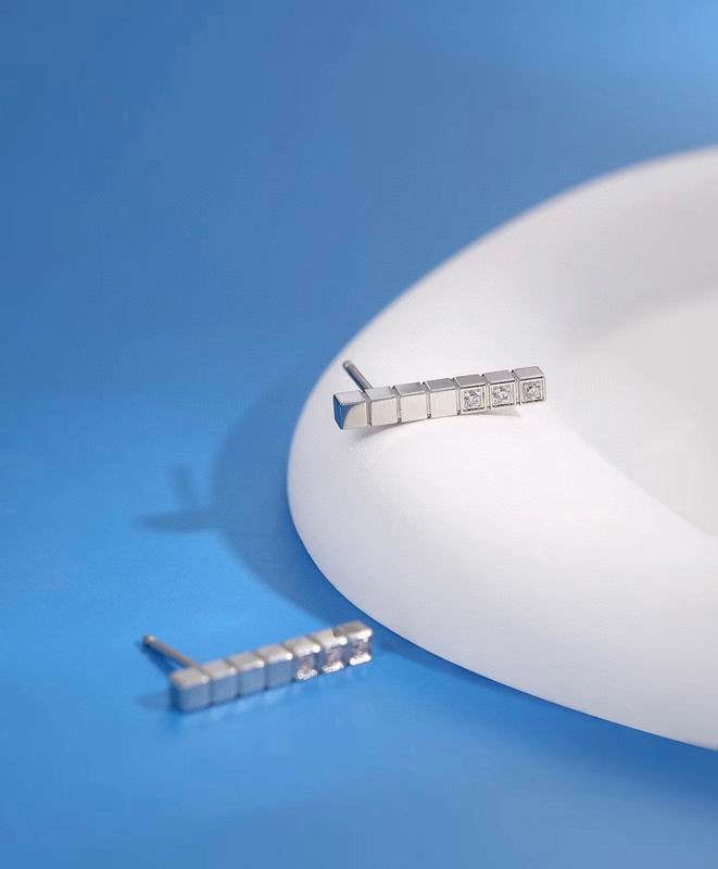 Chopard Earring 03yxh04 (3)