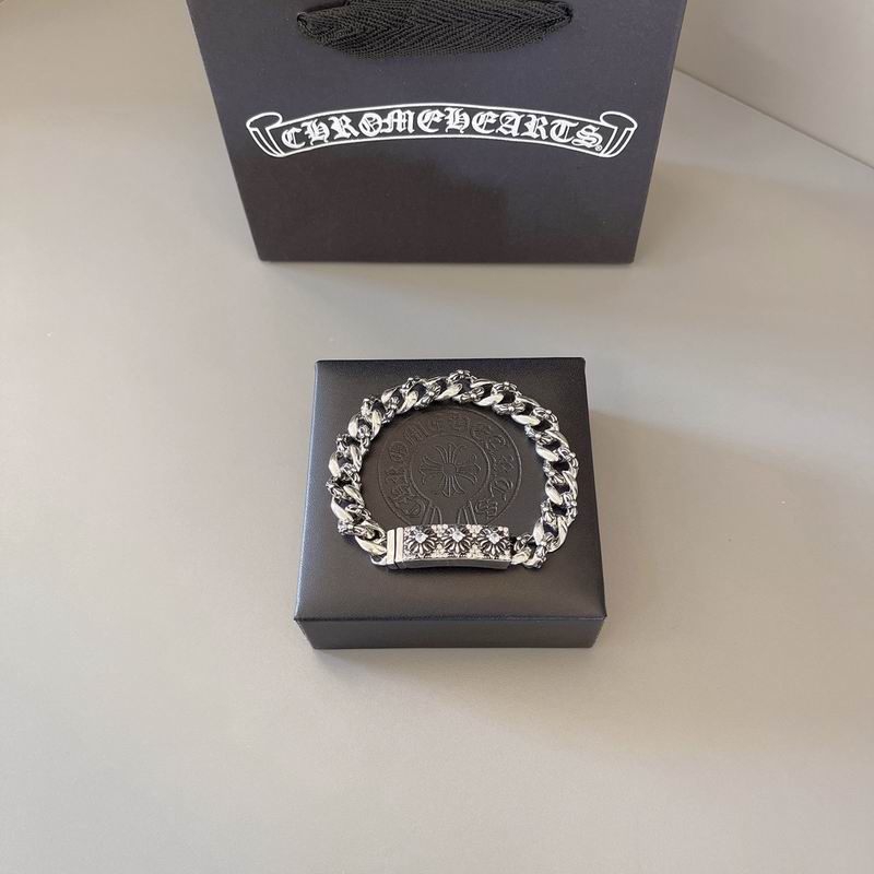 Chrome Hearts bracelet 05yxh38 (1)