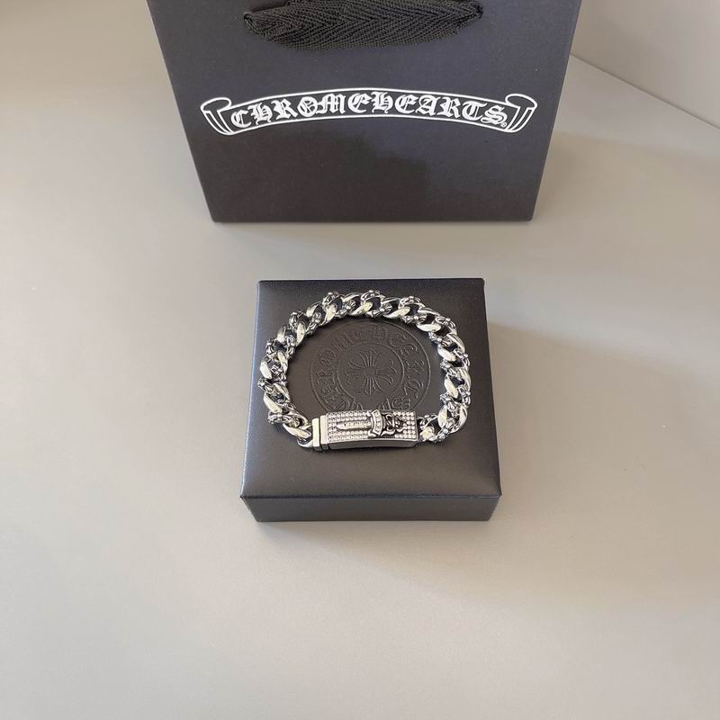 Chrome Hearts bracelet 05yxh39 (1)