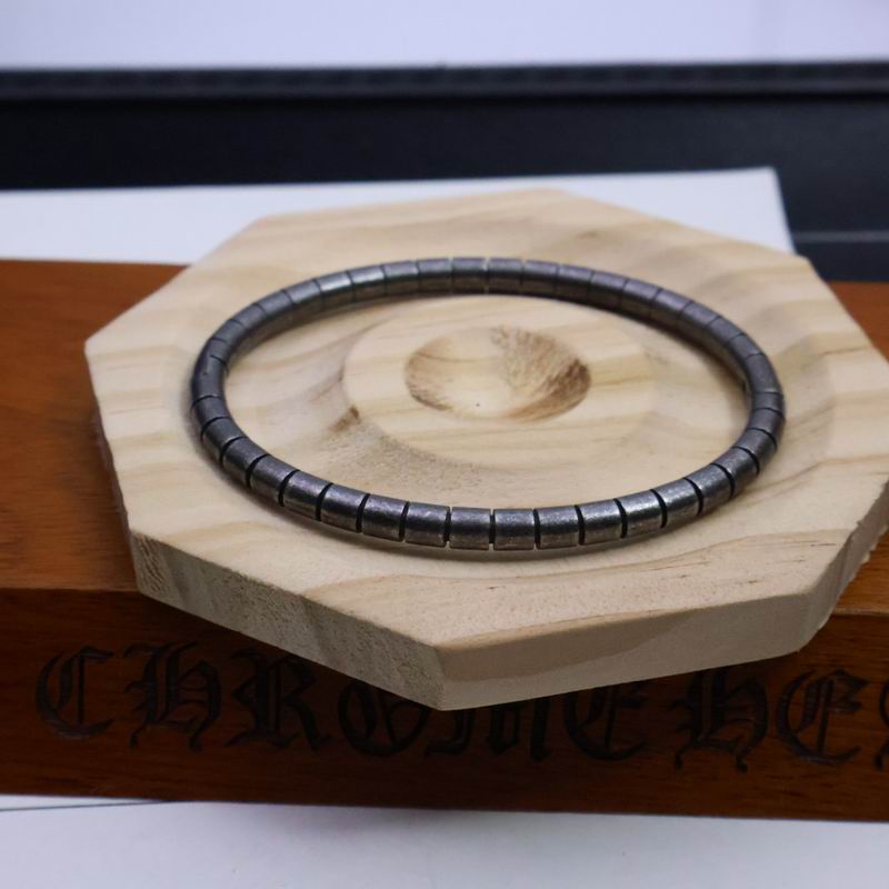 Chrome Hearts bracelet 05yxh47 (1)