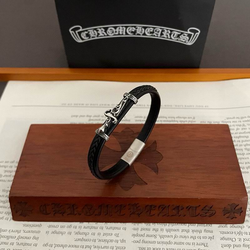 Chrome Hearts bracelet 05yxh51 (1)
