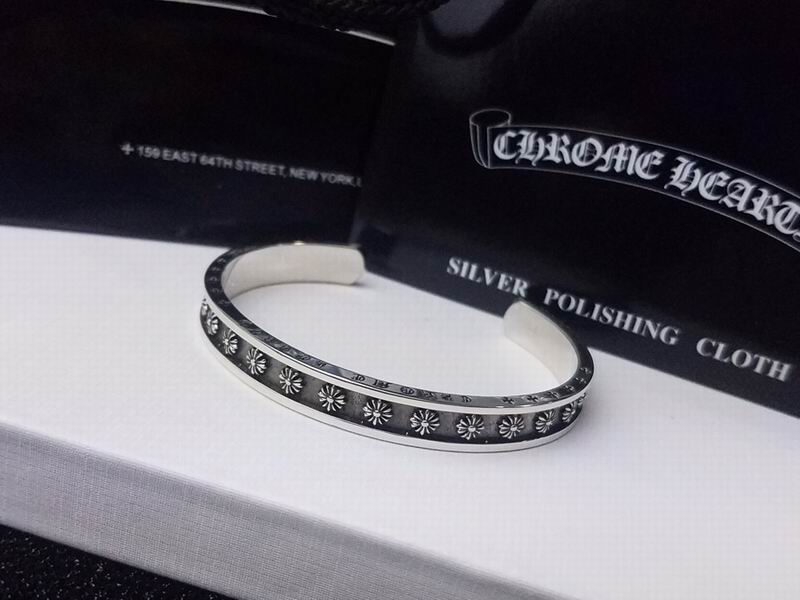 Chrome Hearts bracelet 06yxh15 (1)
