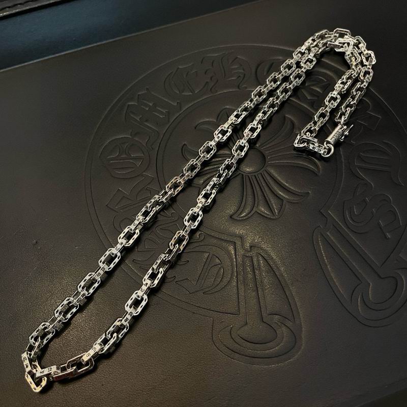 Chrome Hearts necklace 05yxh09 (1)