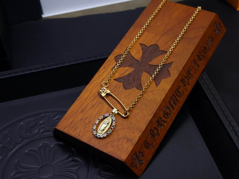 Chrome Hearts necklace 05yxh36 (5)