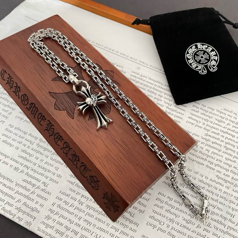 Chrome Hearts necklace 05yxh93 (9)