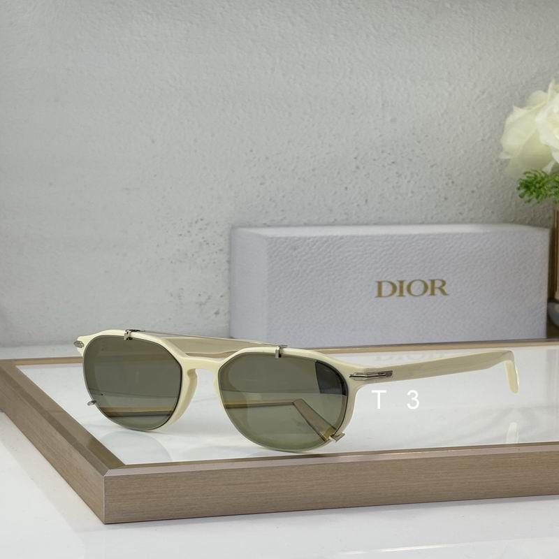 Dior 072301 c01