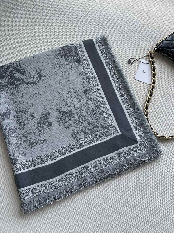 Dior 140X140cm 42%真丝42%羊毛16%棉 E (3)