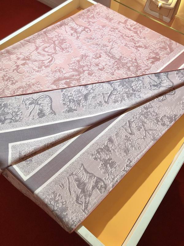 Dior 140X140cm 70%羊绒 30%真丝 E (15)