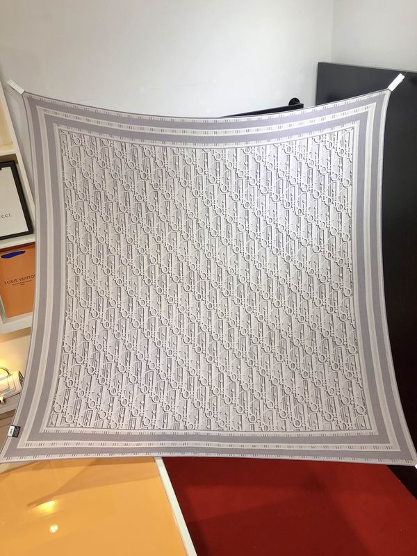 Dior 140X140cm 70%羊绒30%真丝 E (15)