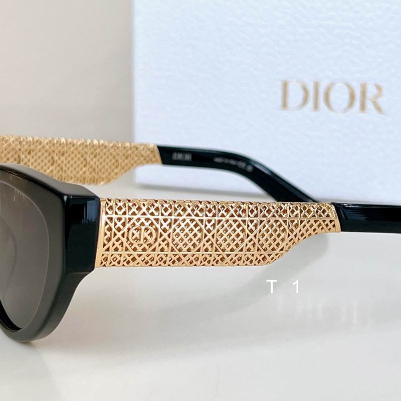 Dior B1F 55 18-145 a07
