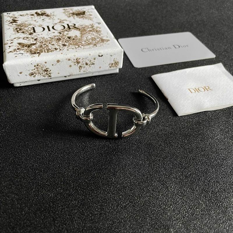 Dior Bracelet 05yxh39 (3)