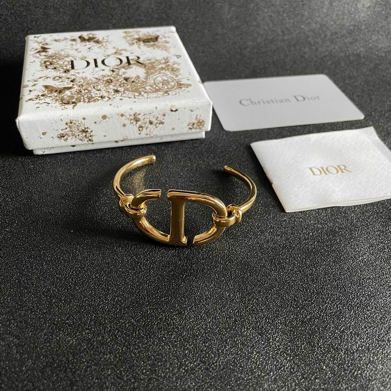 Dior Bracelet 05yxh39 (6)