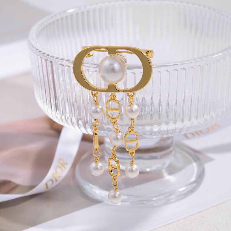 Dior Brooch 05yxh03 (3)