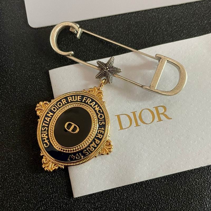 Dior Brooch 05yxh09 (3)