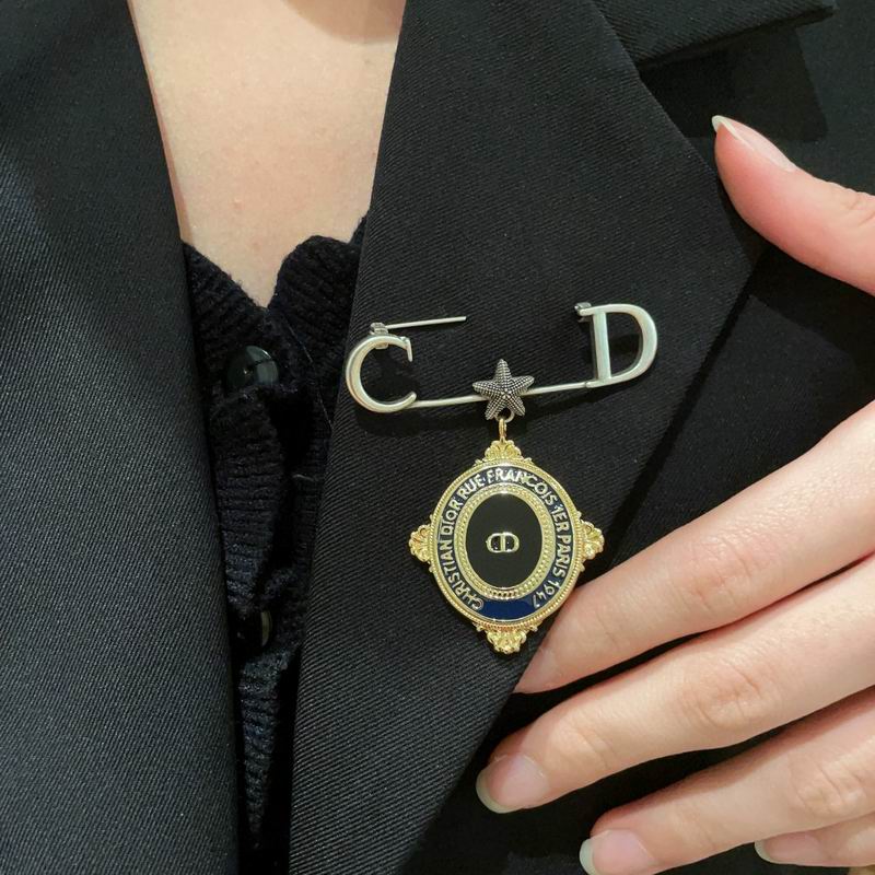 Dior Brooch 05yxh09 (6)