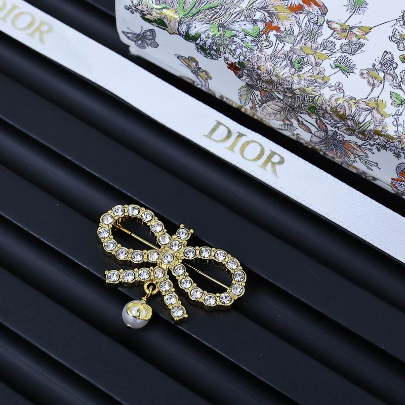 Dior Brooch 05yxh10 (3)