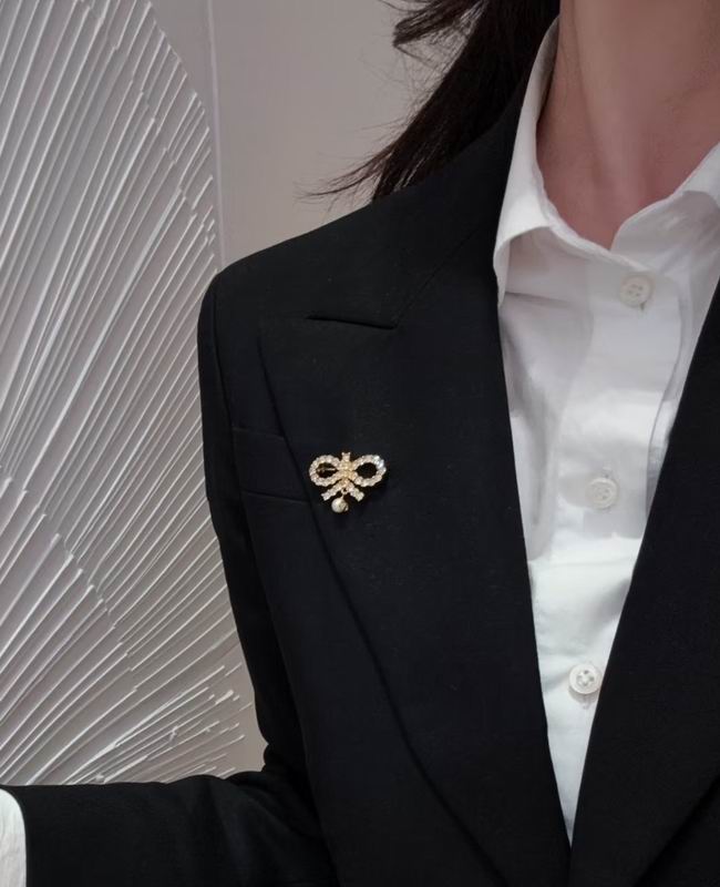 Dior Brooch 05yxh10 (6)