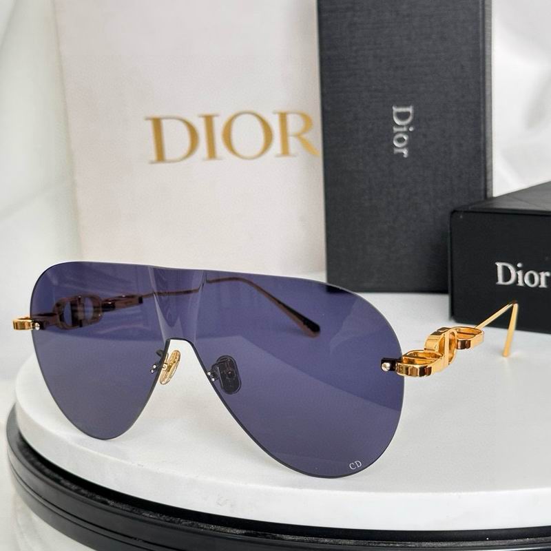 Dior M2U 140 0-120 a03