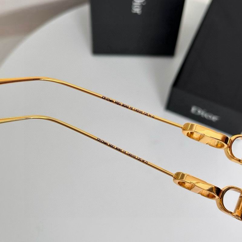 Dior M2U 140 0-120 a07