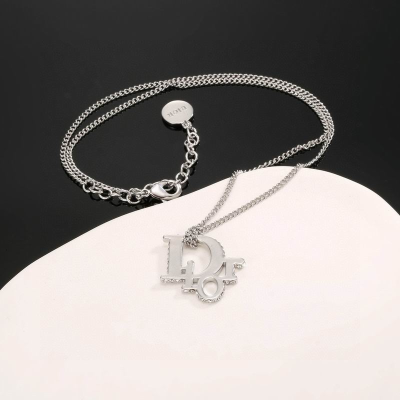Dior Necklace 05yxh06 (6)
